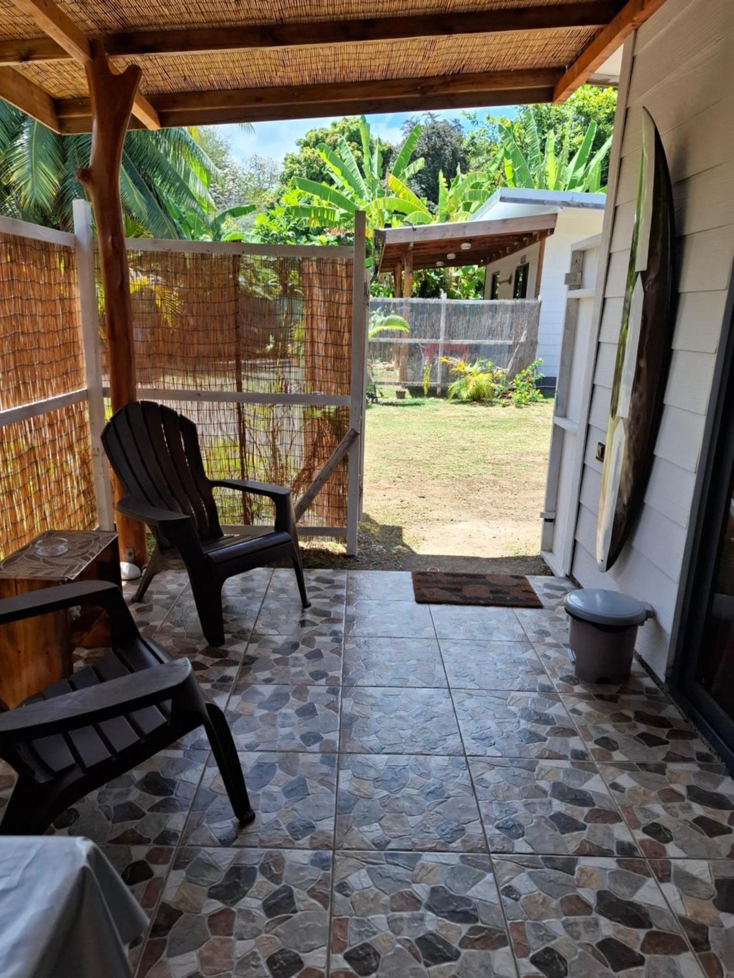 Terei-Here Bungalow Airport Avae Exterior photo